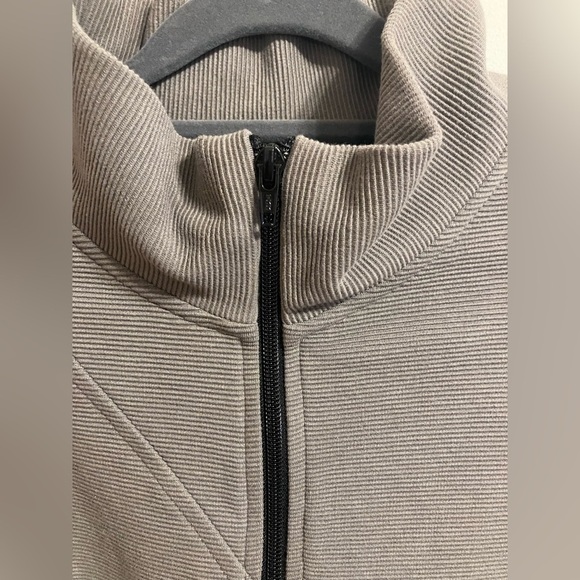 F. H. Clothing Travel Jacket Zip Up‎ Driftwood Womens size medium NWT - Picture 3 of 9